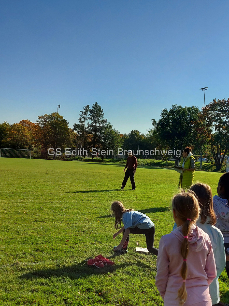 Bundesjugendspiele-Grundschule-Edith-Stein-Braunschweig-2022-12